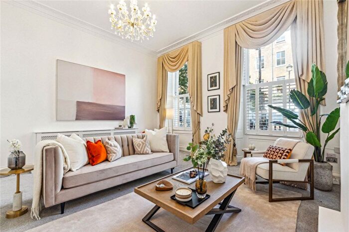 3 Bedroom Flat For Sale In Devonshire Place, London, W1G
