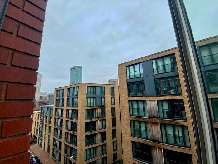 1 Bedroom Apartment To Rent In Essex Street, Birmingham, B5
