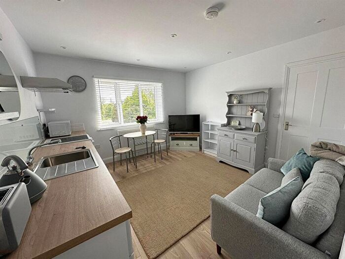 1 Bedroom Maisonette To Rent In Oxford Road, Cumnor, OX2