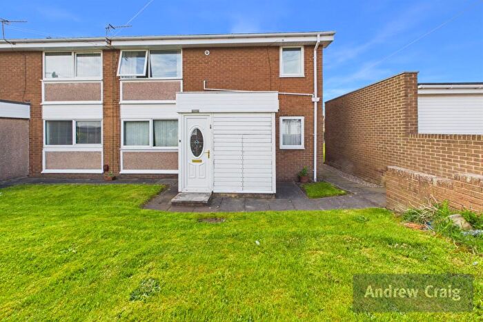 2 Bedroom Apartment For Sale In Poplar Drive, Whitburn, SR6