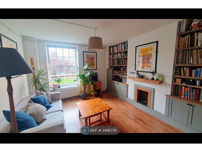 1 Bedroom Flat To Rent In Comber Grove, London, SE5