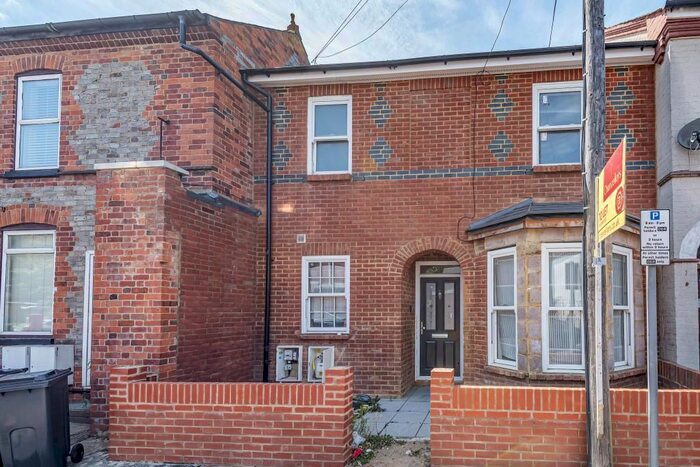4 Bedroom Terraced House To Rent In Salisbury Road, Reading, RG30