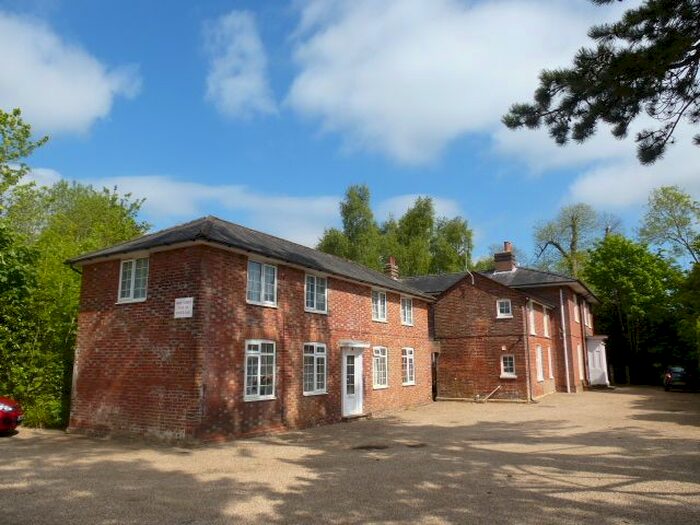 1 Bedroom Flat To Rent In Lower Green Road, Pembury, Tunbridge Wells, TN2