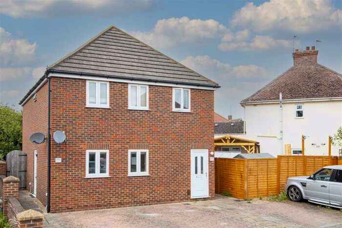 2 Bedroom Apartment To Rent In Stanton Avenue, Bradville, Milton Keynes, MK13