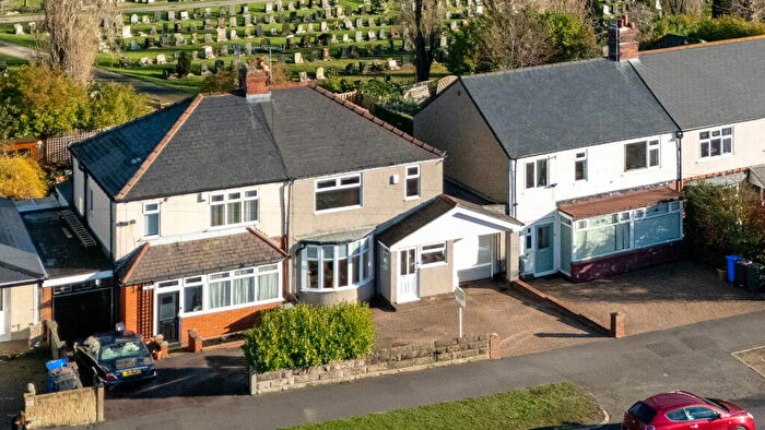 3 Bedroom Semi Detached House For Sale In Hutcliffe Wood Road, Beauchief, S8