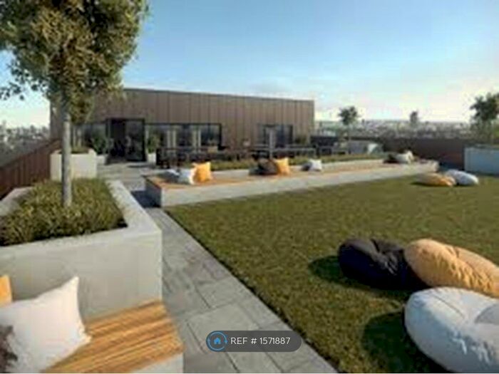 2 Bedroom Flat To Rent In Waterhouse Apartments, Salford, M5