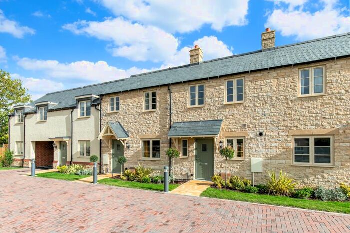 2 Bedroom Terraced House To Rent In The Timbers, Launton, OX26