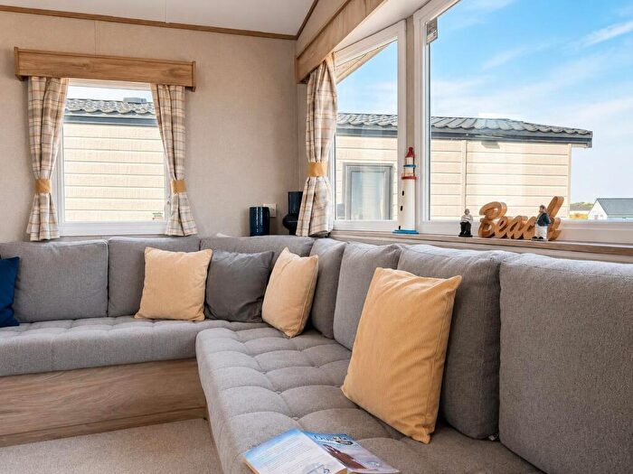 2 Bedroom Caravan For Sale In Seaview Holiday Park, St John's Rd, Whitstable, CT5