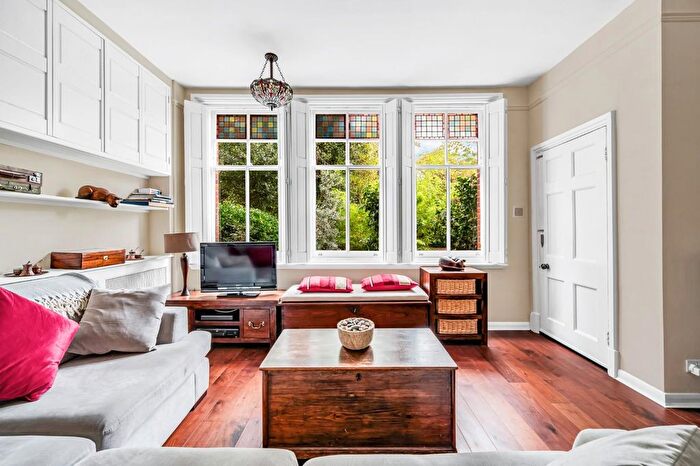 1 Bedroom Flat For Sale In Barrowgate Road, Chiswick, London, W4