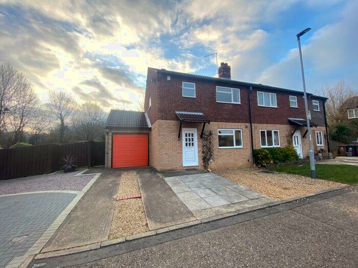 3 Bedroom Semi-Detached House To Rent In Ferryview, Orton Wistow, Peterborough, PE2
