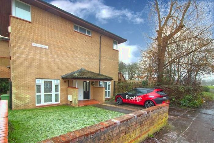 2 Bedroom Maisonette To Rent In Hutton Avenue, Oldbrook, Milton Keynes, MK6