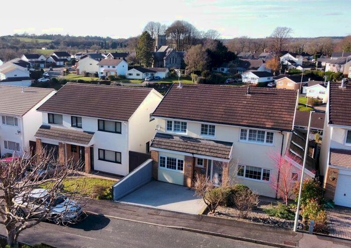 5 Bedroom Detached House For Sale In Elms Park, Miskin, CF72