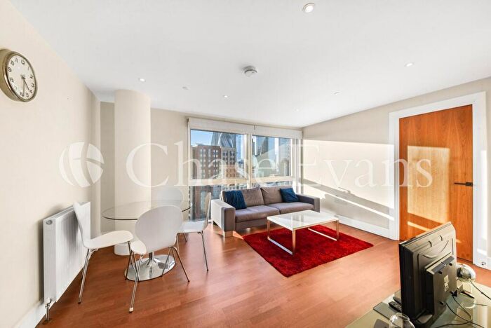 2 Bedroom Flat To Rent In One Commercial, Whitechapel High Street, Aldgate, London, E1