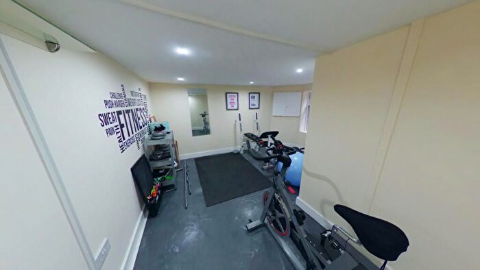 4 Bedroom Flat To Rent In Adelaide Road, Liverpool, L7