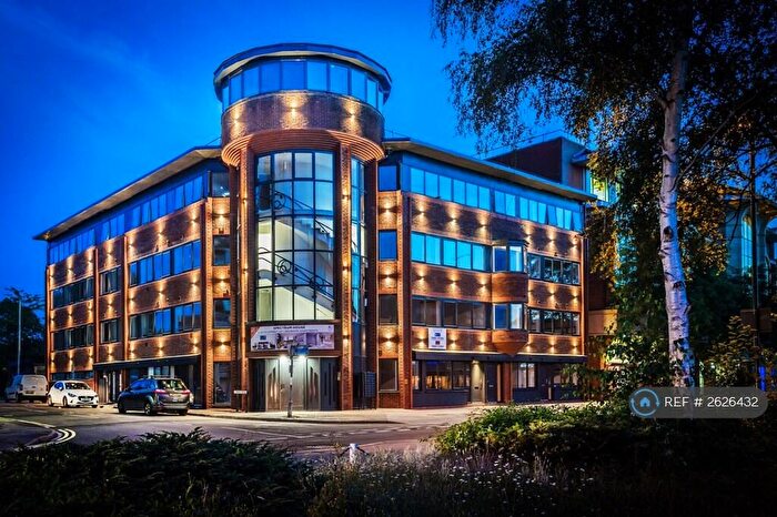 1 Bedroom Flat To Rent In Spectrum House, Woking, GU21