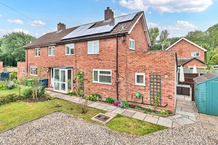 3 Bedroom Semi-Detached House For Sale In Meadowcroft Way, Orwell, SG8