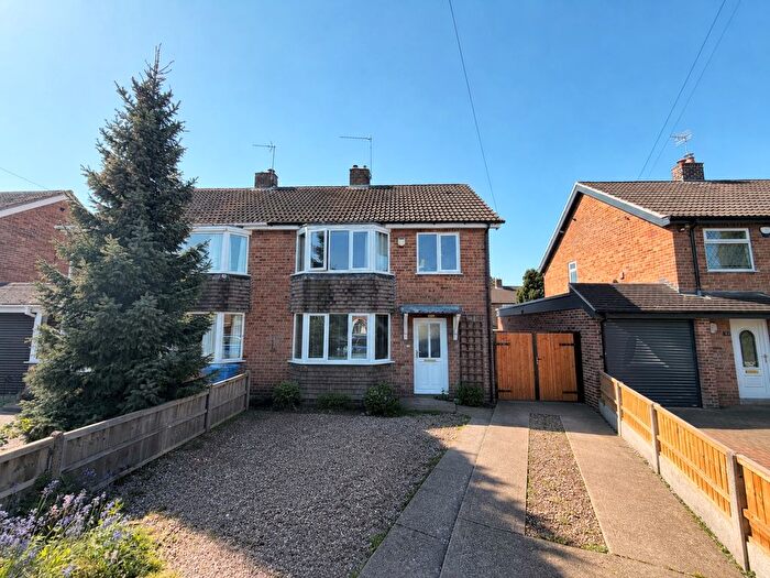 3 Bedroom Semi-Detached House For Sale In Rosewood Close, Derby, DE24