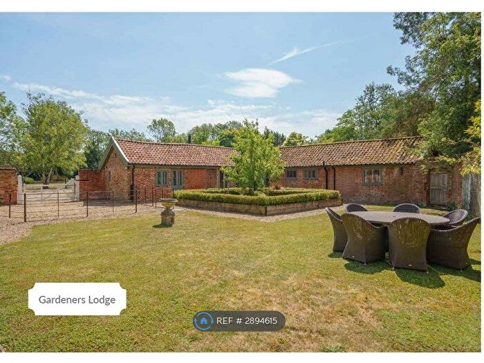 2 Bedroom Bungalow To Rent In The Green, Norwich, NR15
