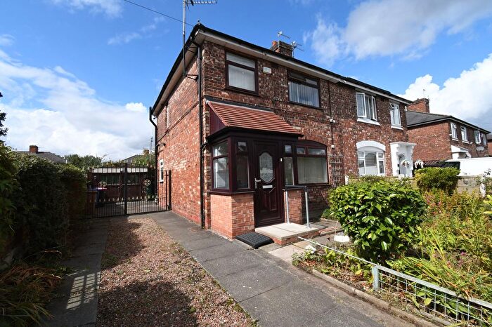 3 Bedroom Semi-Detached House For Sale In Gorton Street, Eccles, M30