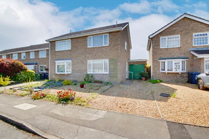 2 Bedroom Semi-Detached House For Sale In Russett Avenue, Needingworth, PE27