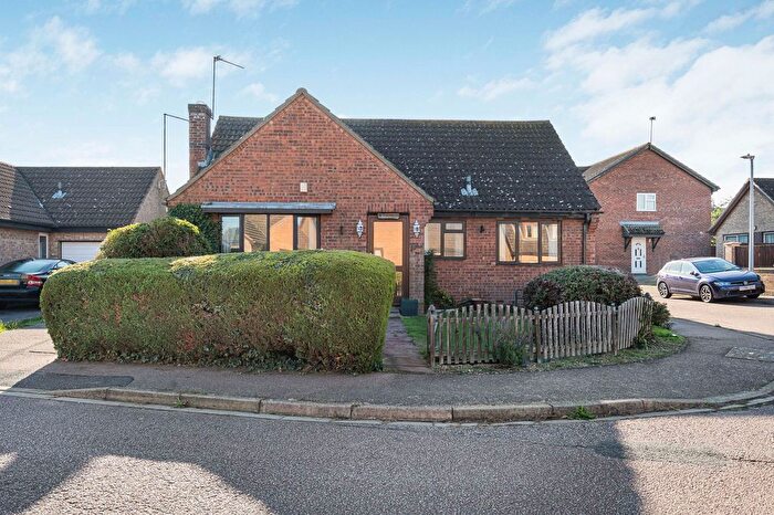 3 Bedroom Detached Bungalow For Sale In Aversley Road, Sawtry, Cambridgeshire., PE28