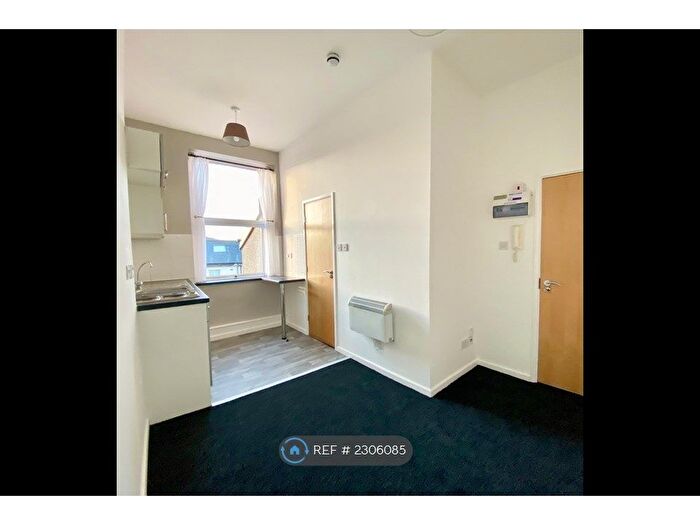 Studio To Rent In Eagle Parade, Buxton, SK17