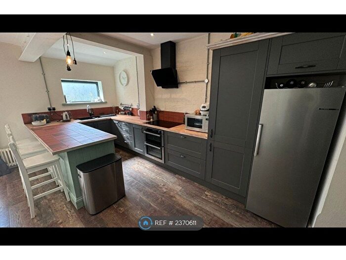 2 Bedroom Semi-Detached House To Rent In Gipsy Lane, Tilehurst, Reading, RG30