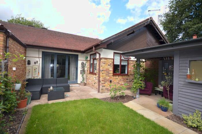 2 Bedroom Bungalow To Rent In Orchard Close, Beaconsfield, HP9