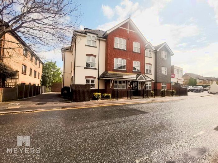 2 Bedroom Flat To Rent In - Seabourne Road, Southbourne, BH5