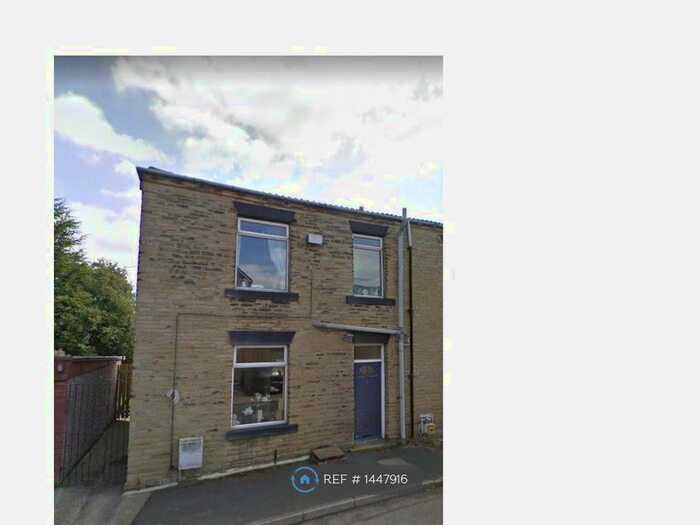 2 Bedroom Terraced House To Rent In Spring Street, Liversedge, WF15