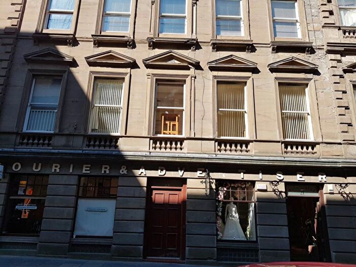 2 Bedroom Flat To Rent In Bank Street, Dundee, DD1
