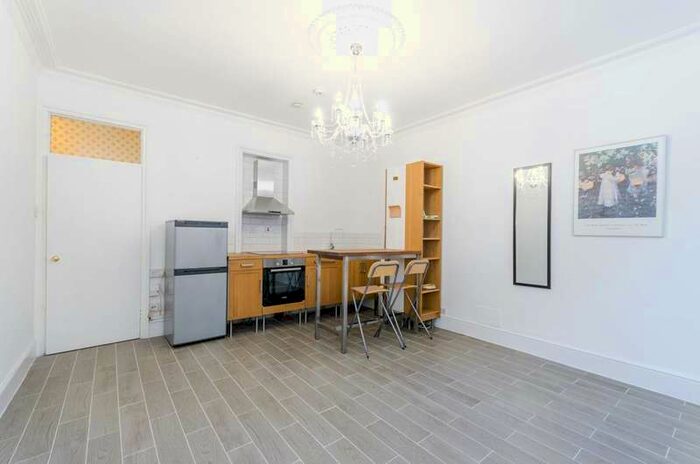 1 Bedroom Flat To Rent In Shroton Street, Marylebone, NW1