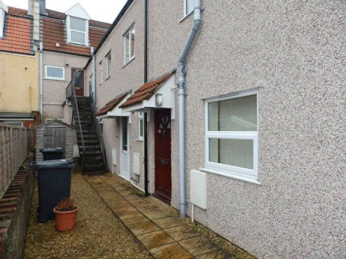 1 Bedroom Terraced House To Rent In Westbury Hill, Bristol, BS9