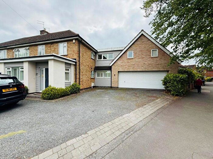 2 Bedroom Apartment To Rent In Lime Avenue, Leamington Spa, CV32