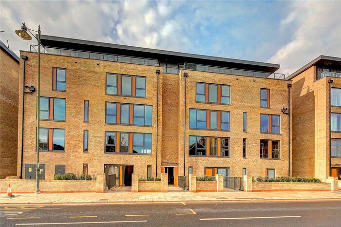 2 Bedroom Flat To Rent In Hatton House, Hartfield Road, Wimbledon, SW19