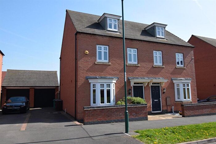 3 Bedroom Semi-Detached House For Sale In Princess Boulevard, Nottingham, NG8