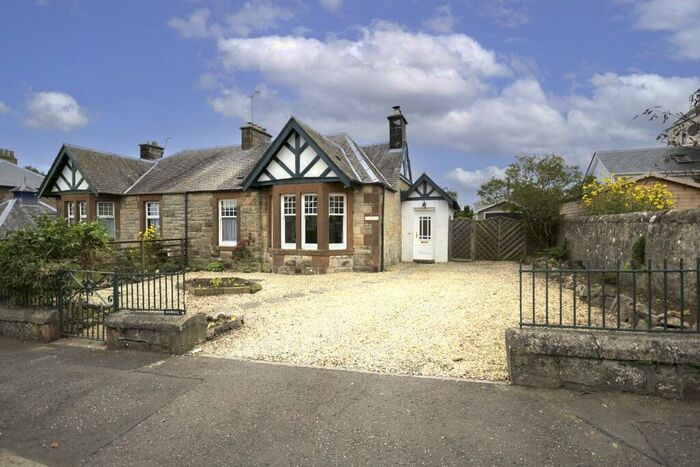 4 Bedroom Bungalow To Rent In Cawdor Crescent, Dunblane, FK15
