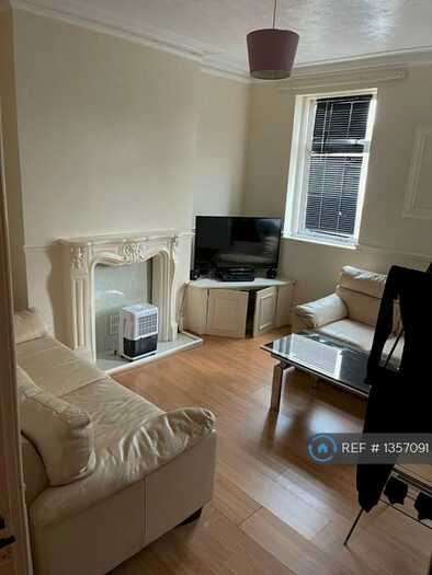 1 Bedroom Flat To Rent In Central Park Road, London, E6