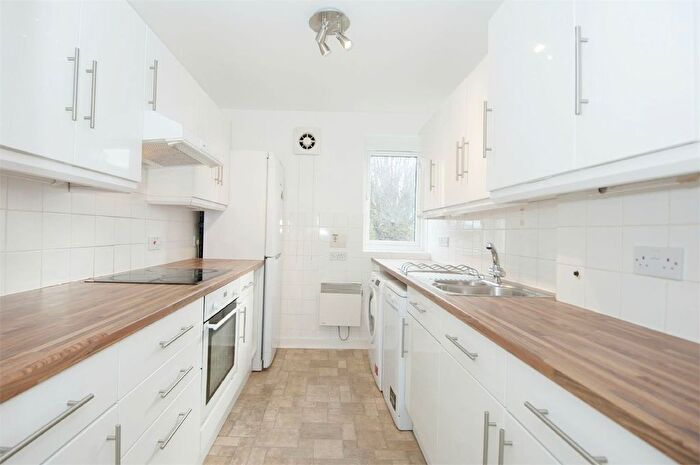 2 Bedroom Flat To Rent In Samels Court, South Black Lion Lane, Hammersmith, Hammersmith Riverside, W6