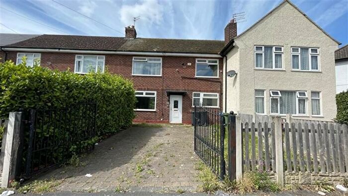 4 Bedroom Terraced House For Sale In Masefield Avenue, Widnes, WA8
