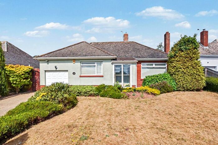 3 Bedroom Detached Bungalow For Sale In St. Johns Road, Exmouth, Devon, EX8