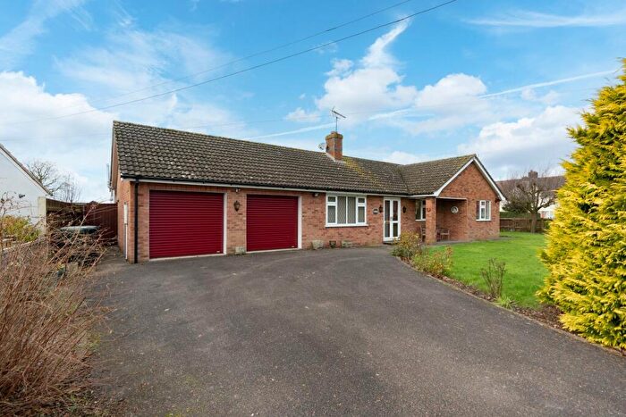 4 Bedroom Detached Bungalow For Sale In Chapel Lane, Sibsey, Boston, PE22