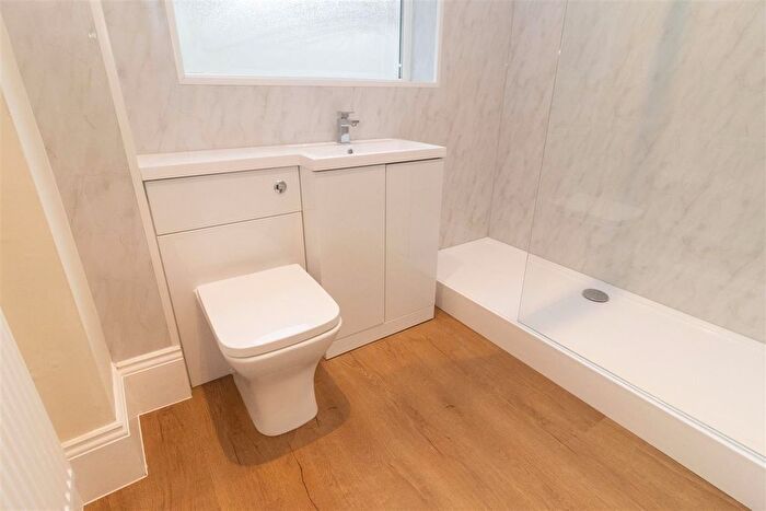 2 Bedroom Flat For Sale In Norham Road, North Shields, NE29