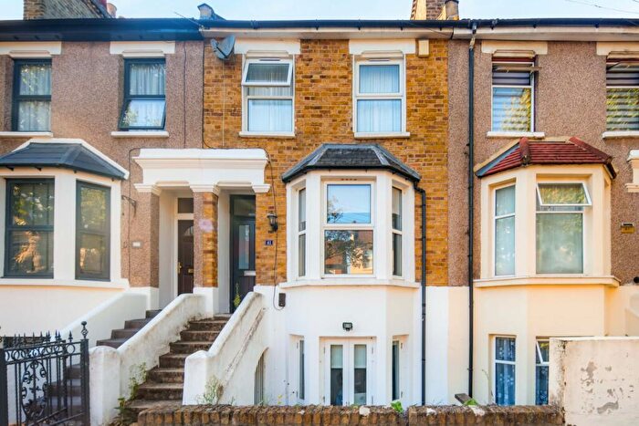3 Bedroom Terraced House To Rent In Maud Road, Plaistow, London, E13