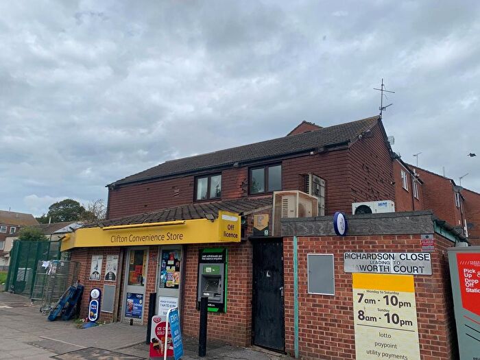 2 Bedroom Flat To Rent In Richardson Close, Nottingham, NG11