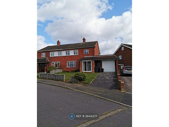 3 Bedroom Semi-Detached House To Rent In Finches Rise, Guildford, GU1