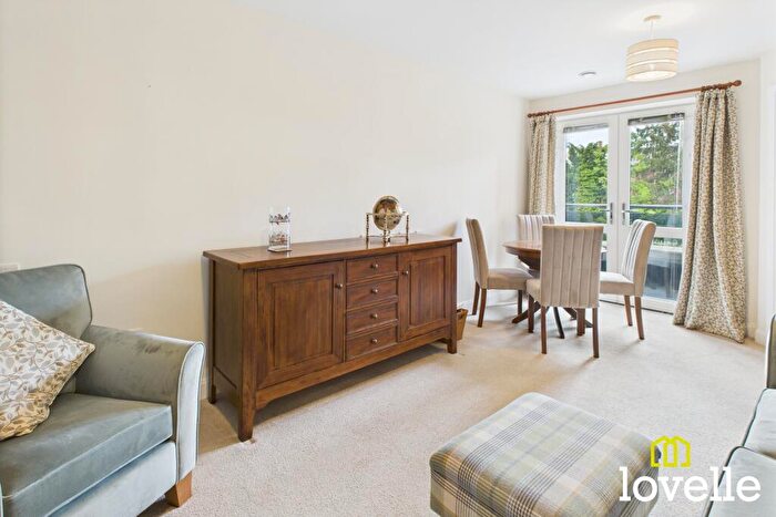 1 Bedroom Flat For Sale In Apartment Springs Court, Cottingham, East Riding Of Yorkshire, HU16