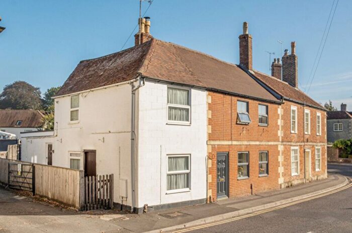 2 Bedroom Cottage For Sale In Vicarage Street, Warminster, BA12