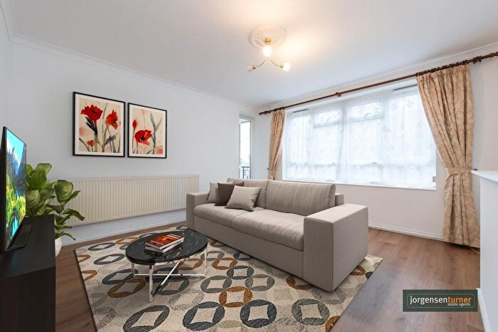 4 Bedroom Flat To Rent In Beech Avenue, Acton, London, W3