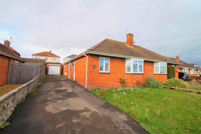 3 Bedroom Bungalow To Rent In Margaret Crescent, Burnham-On-Sea, Somerset, TA8
